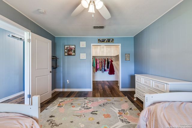 1646 County Road 438, Stockdale, TX 78160