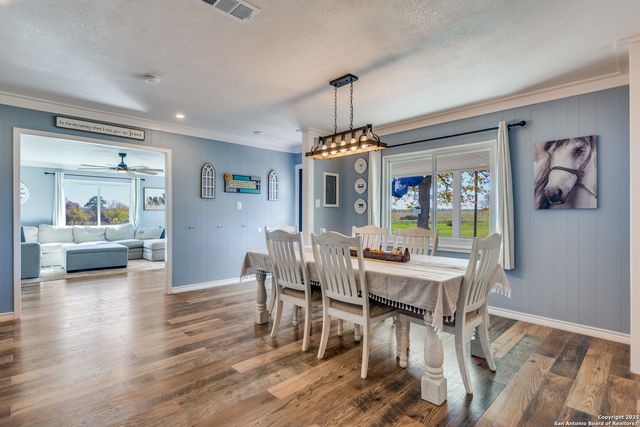 1646 County Road 438, Stockdale, TX 78160