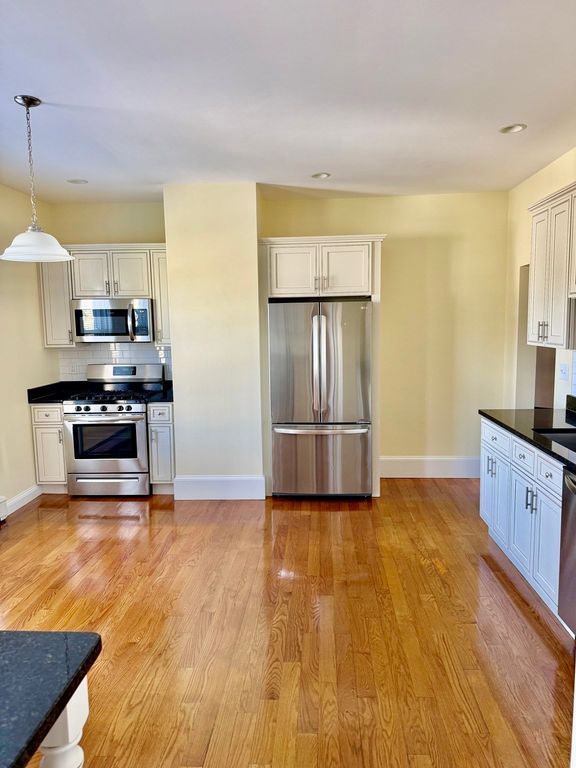 46 Everard St 2, Revere, MA 02151
