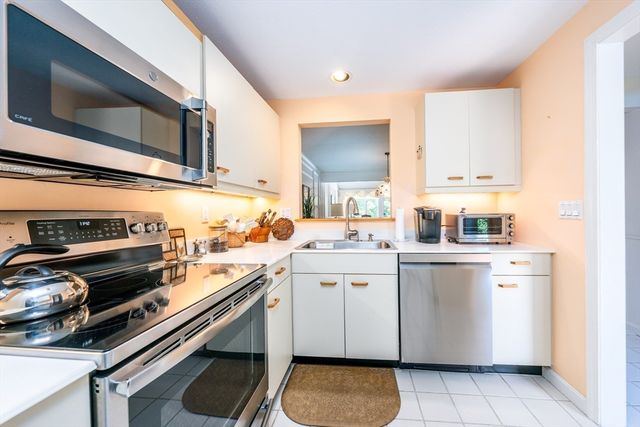 206 Kates Path 206, Yarmouth, MA 02675