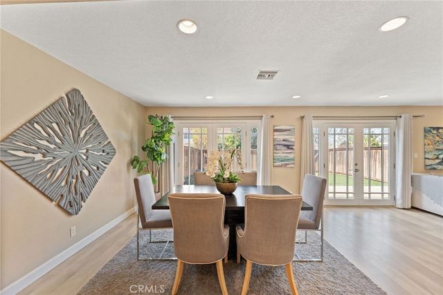 21 Queens Wreath, Irvine, CA 92612