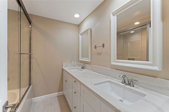 21 Queens Wreath, Irvine, CA 92612