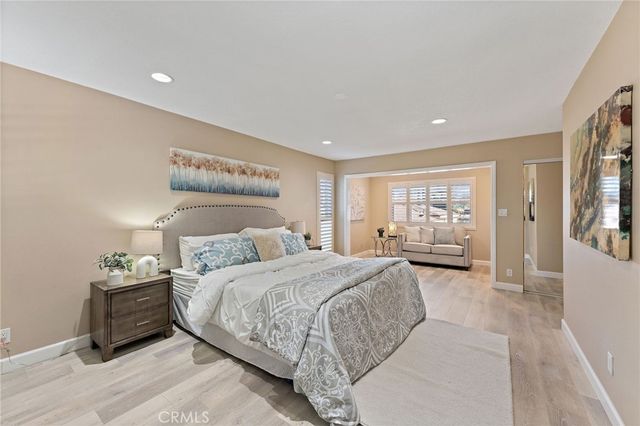 21 Queens Wreath, Irvine, CA 92612