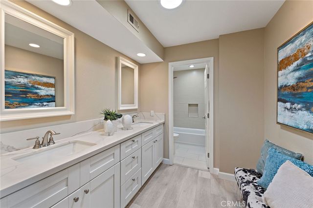 21 Queens Wreath, Irvine, CA 92612