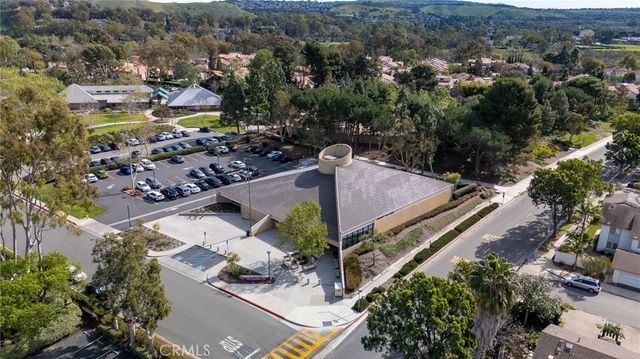 21 Queens Wreath, Irvine, CA 92612