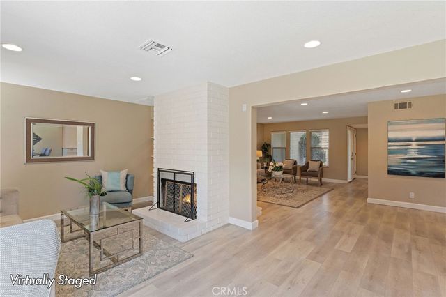 21 Queens Wreath, Irvine, CA 92612