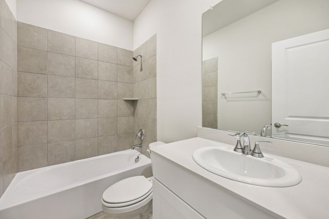 2003 Rannoch Street, Sherman, TX 75092