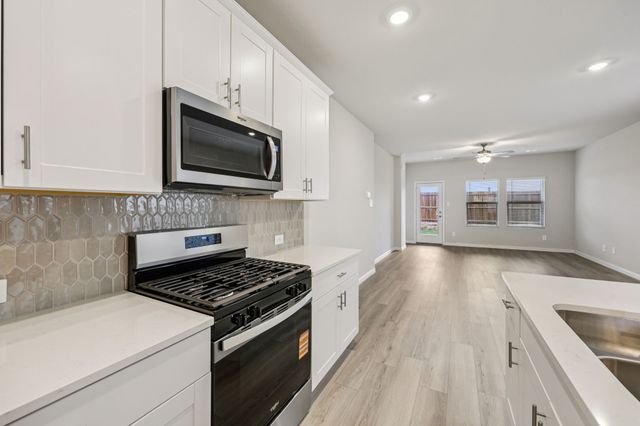 2003 Rannoch Street, Sherman, TX 75092