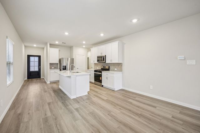 2003 Rannoch Street, Sherman, TX 75092