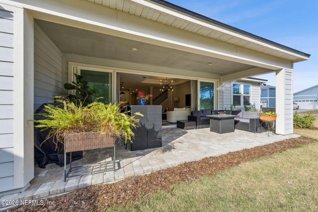 390 SAW PALMETTO Street, Yulee, FL 32097