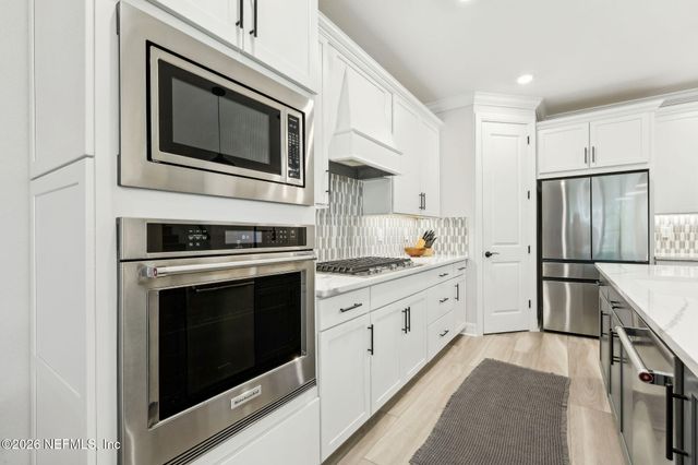 390 SAW PALMETTO Street, Yulee, FL 32097