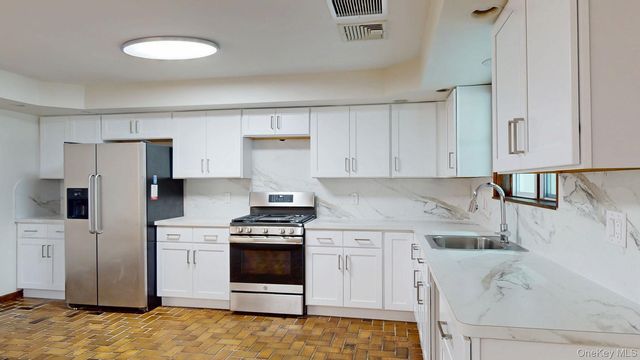 565 Prosperous Valley Road, Middletown, NY 10940