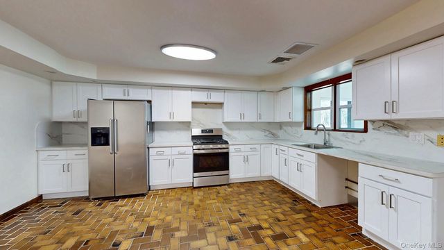 565 Prosperous Valley Road, Middletown, NY 10940