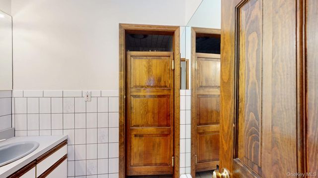 565 Prosperous Valley Road, Middletown, NY 10940