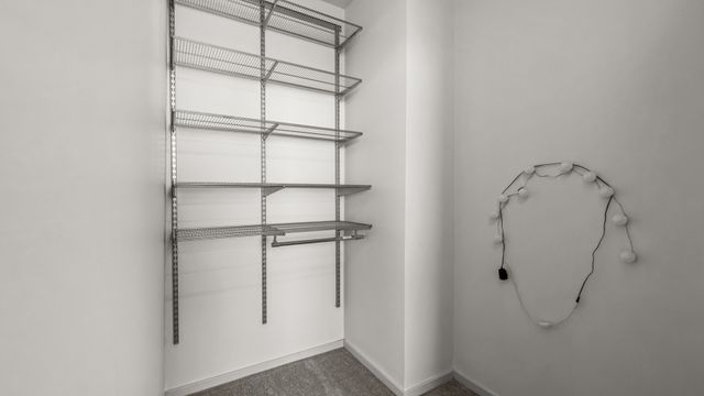 500 W Superior Street 2002, Chicago, IL 60654