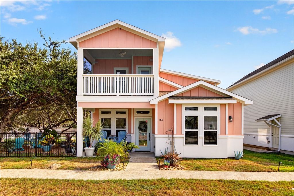 144 Lavaca Cir, Rockport, TX 78382 — photo 2