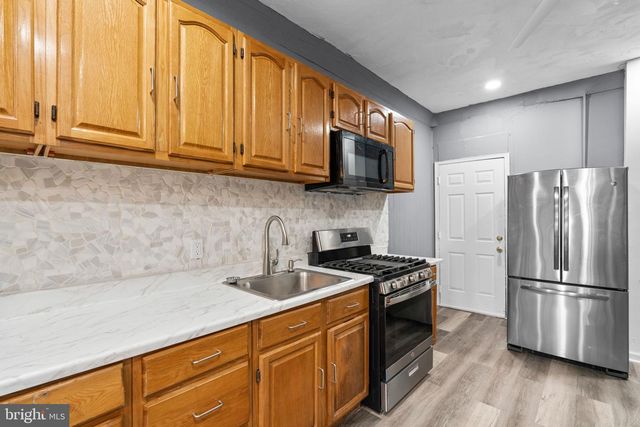 2002 N SMALLWOOD ST, Baltimore, MD 21216