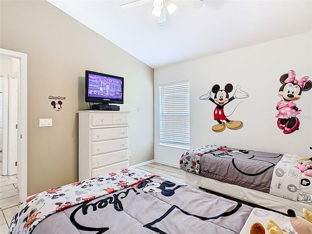 512 VIOLA DR, Davenport, FL 33837