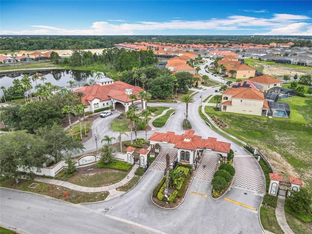 512 VIOLA DR, Davenport, FL 33837