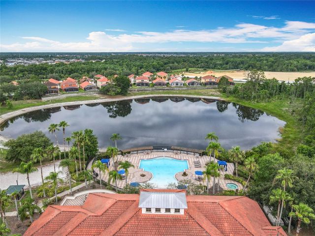 512 VIOLA DR, Davenport, FL 33837