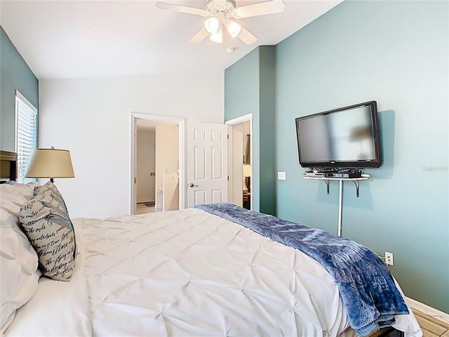 512 VIOLA DR, Davenport, FL 33837