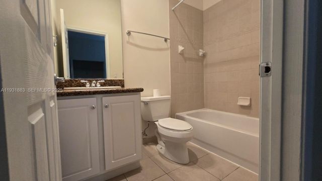 511 SW 18th Ave 1, Fort Lauderdale, FL 33312