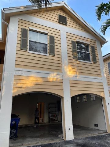 511 SW 18th Ave 1, Fort Lauderdale, FL 33312