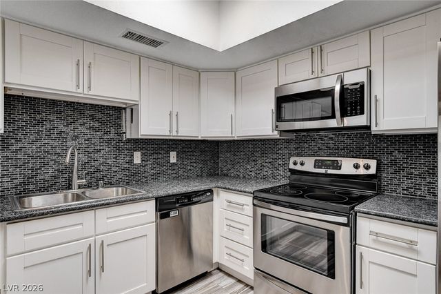 3768 Pilgrim Street, Las Vegas, NV 89121