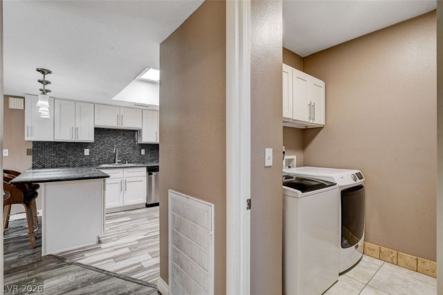 3768 Pilgrim Street, Las Vegas, NV 89121