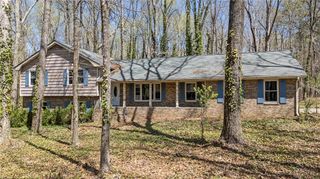 1050 Skyline Drive, Covington, GA 30014