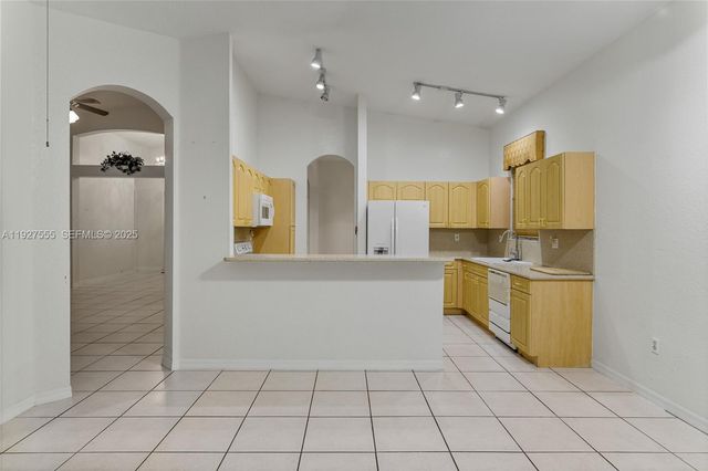 13148 SW 23rd St, Miramar, FL 33027