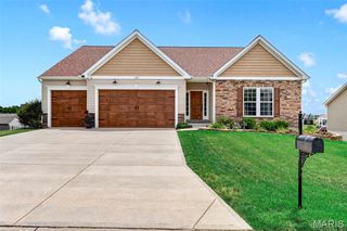 75 Stone Bridge Drive, Moscow Mills, MO 63362
