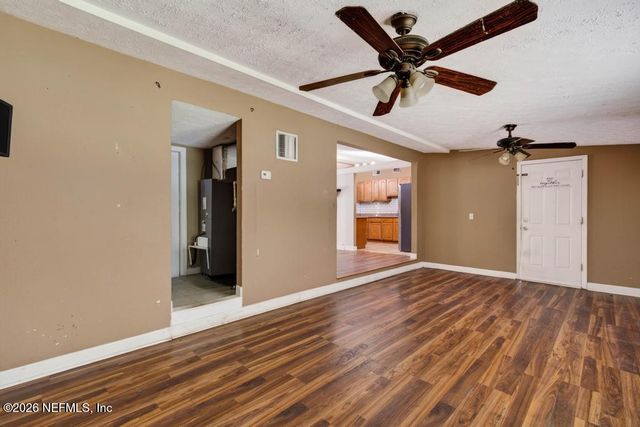 7020 N COTILLION Road N, Jacksonville, FL 32211