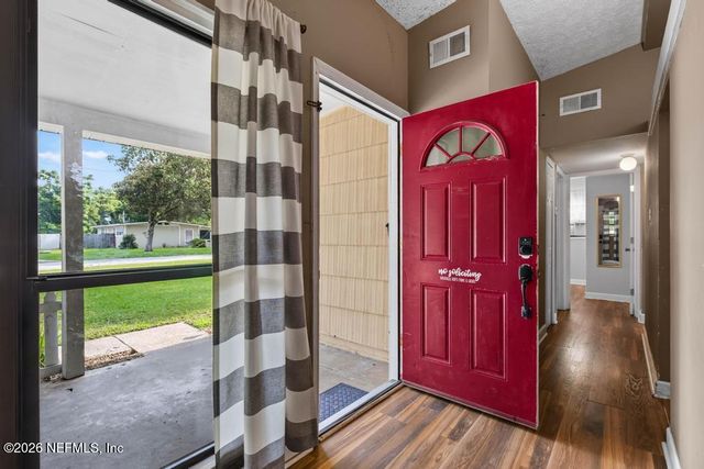 7020 N COTILLION Road N, Jacksonville, FL 32211