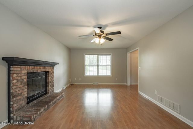 111 Brendenwood Ct, Elizabethtown, KY 42701