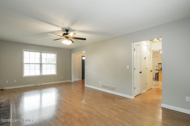 111 Brendenwood Ct, Elizabethtown, KY 42701
