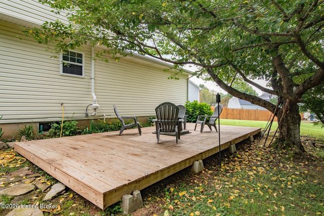 111 Brendenwood Ct, Elizabethtown, KY 42701