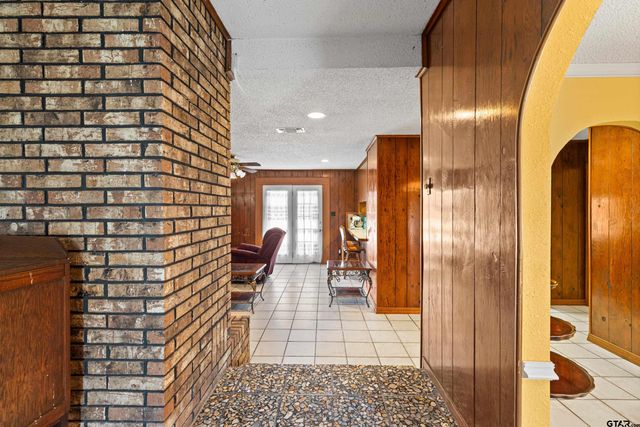 1749 CR 3225, Mount Pleasant, TX 75455