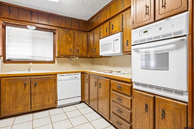 1749 CR 3225, Mount Pleasant, TX 75455