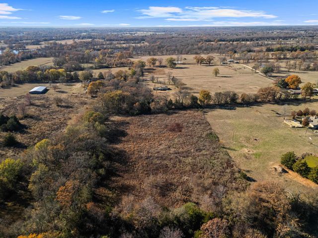 1749 CR 3225, Mount Pleasant, TX 75455