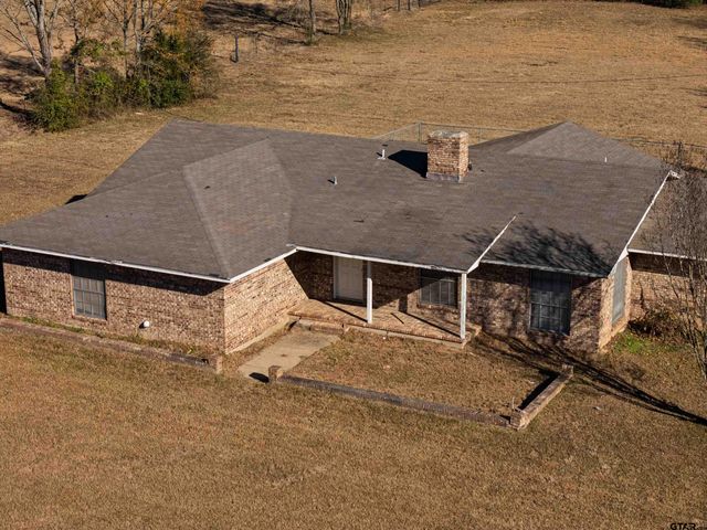 1749 CR 3225, Mount Pleasant, TX 75455