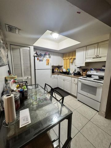101 NE 41st Street 65E, Oakland Park, FL 33334