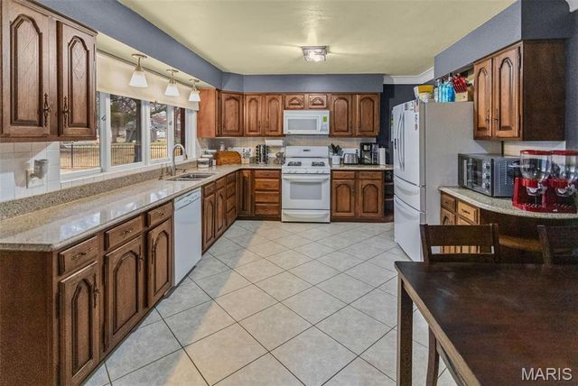 7 Davis Drive, Jerseyville, IL 62052