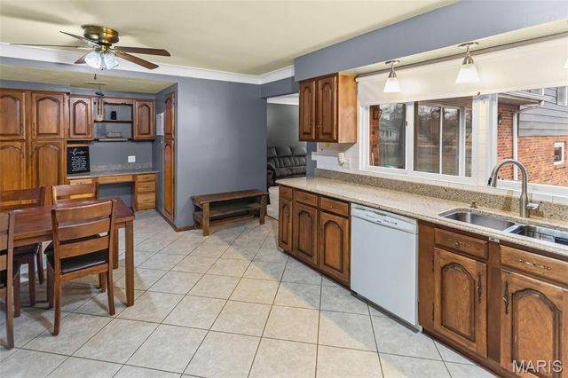 7 Davis Drive, Jerseyville, IL 62052