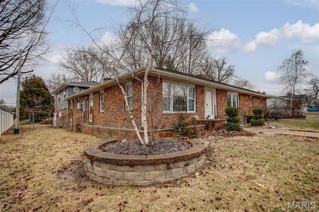 7 Davis Drive, Jerseyville, IL 62052