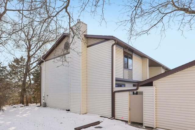 13621 Heather Hills Drive, Burnsville, MN 55337