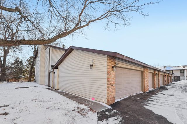 13621 Heather Hills Drive, Burnsville, MN 55337