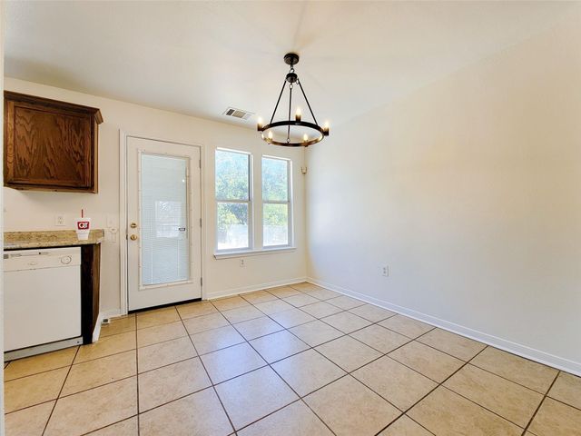 7400 Muffin DR, Austin, TX 78724