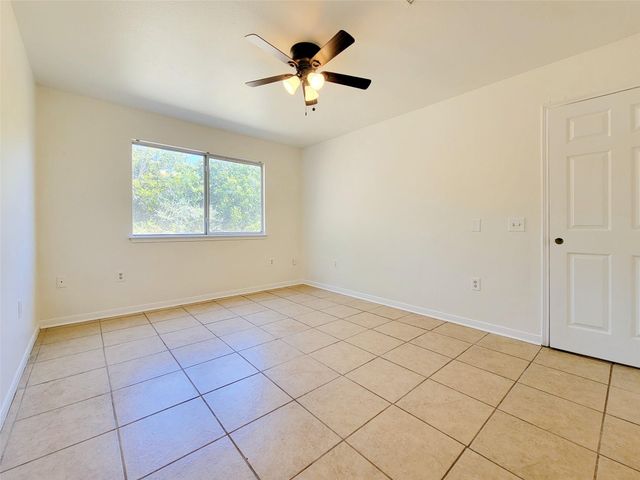 7400 Muffin DR, Austin, TX 78724