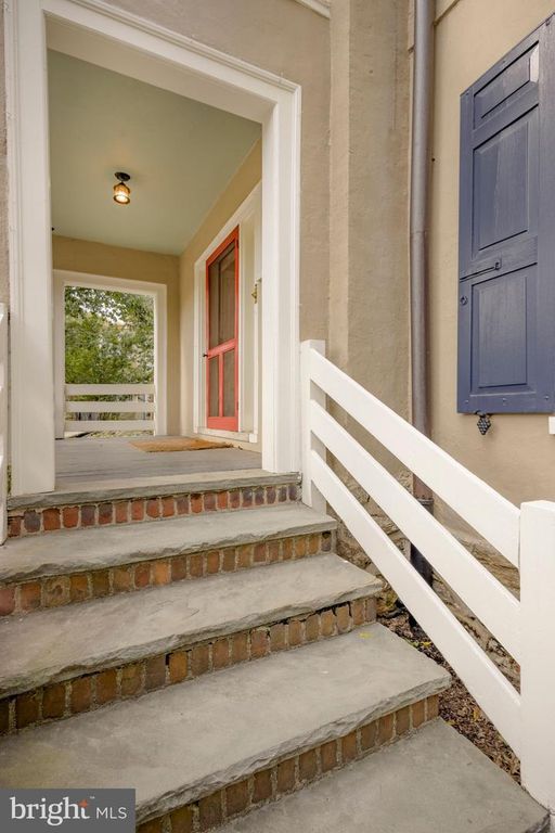 7907 CREFELD ST, PHILADELPHIA, PA 19118 — photo 2
